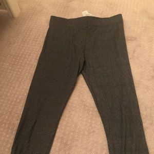 Dark grey leggings